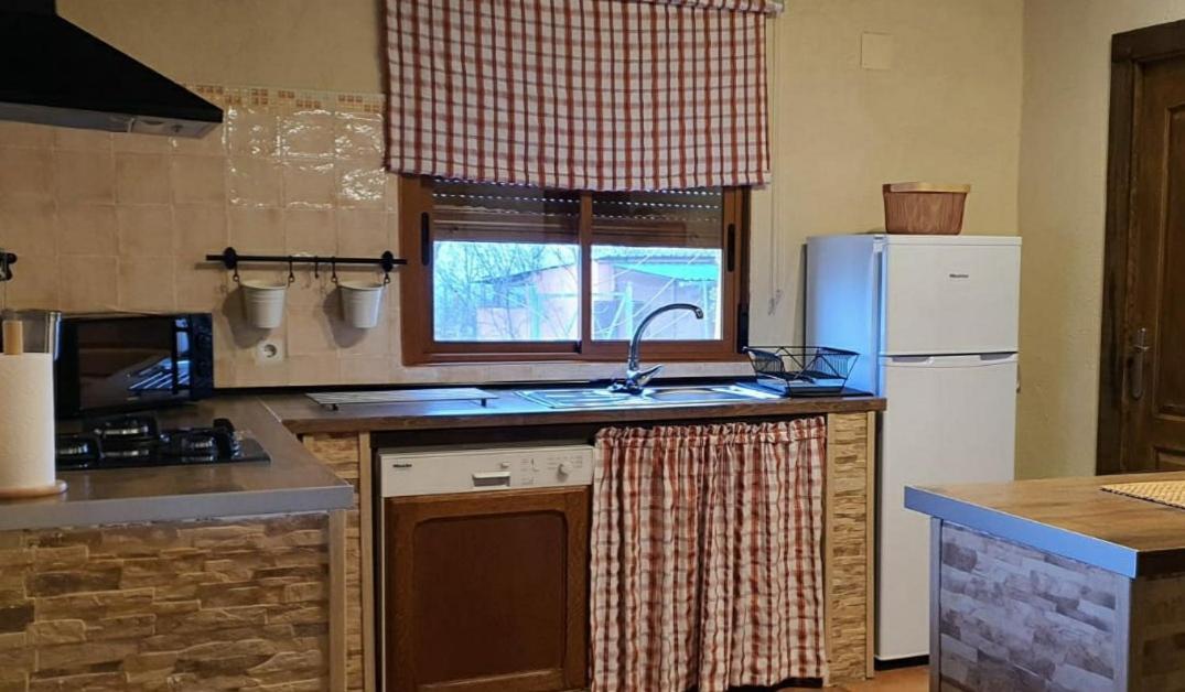 Casa Rural Las Traviesas Канделеда Экстерьер фото